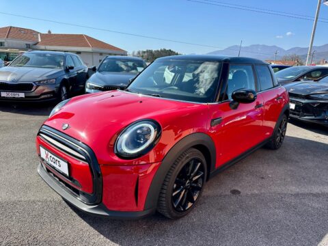 MINI Cooper 1.5 SPORT 7G/LED/AMBIENT/ALU 17/APPLE/NAVI
