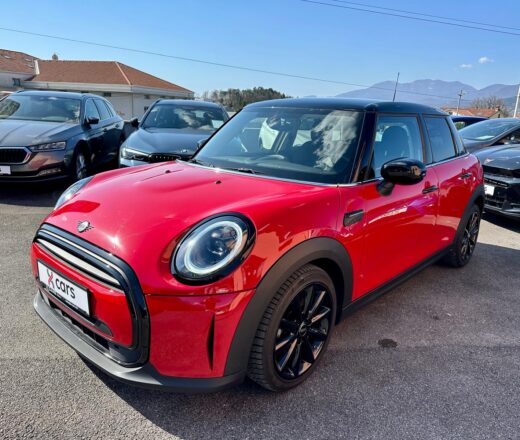 MINI Cooper 1.5 SPORT 7G/LED/AMBIENT/ALU 17/APPLE/NAVI