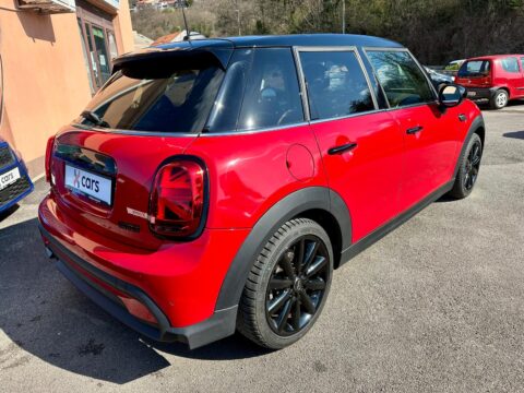 MINI Cooper 1.5 SPORT 7G/LED/AMBIENT/ALU 17/APPLE/NAVI