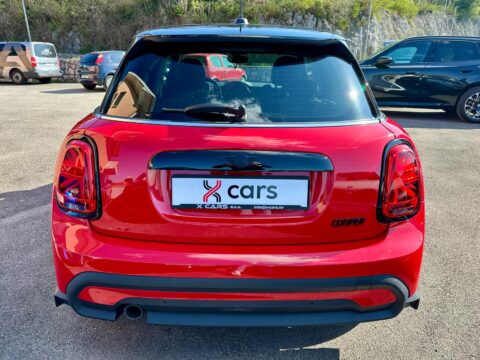 MINI Cooper 1.5 SPORT 7G/LED/AMBIENT/ALU 17/APPLE/NAVI