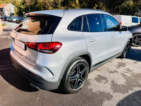 Mercedes-Benz GLA 200 d AMG LINE 8G/LED/AMBIENT/ALU 19/KAMERA