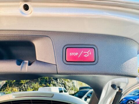 Mercedes-Benz GLA 200 d AMG LINE 8G/LED/AMBIENT/ALU 19/KAMERA