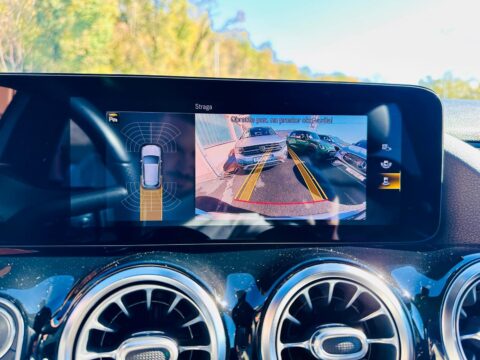 Mercedes-Benz GLA 200 d AMG LINE 8G/LED/AMBIENT/ALU 19/KAMERA