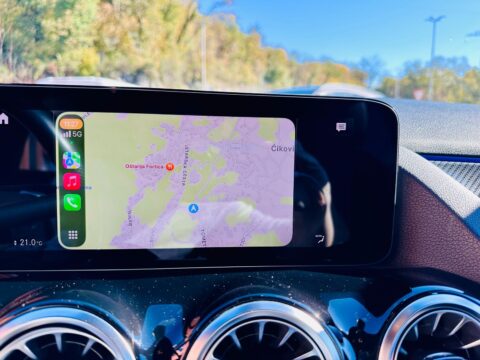 Mercedes-Benz GLA 200 d AMG LINE 8G/LED/AMBIENT/ALU 19/KAMERA