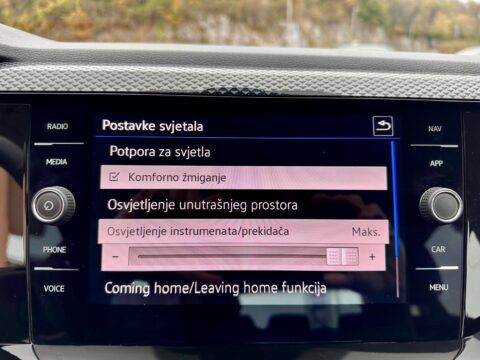 VW Taigo 1,0 TSI LIFE/LED/VIRTUAL/SMARTPHONE/JAMSTVO 6 GOD.