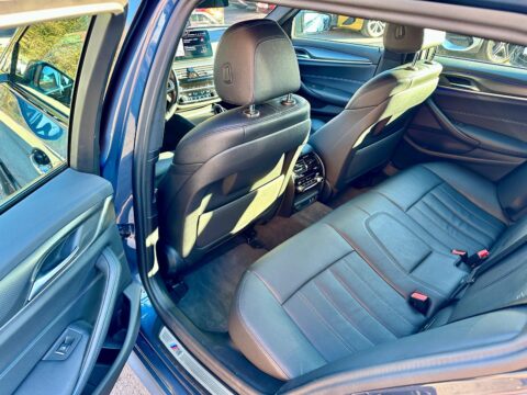 BMW 530 d xDrive Touring M SPORT 8G/LED/ALU 20/KAMERA/AMBIENT