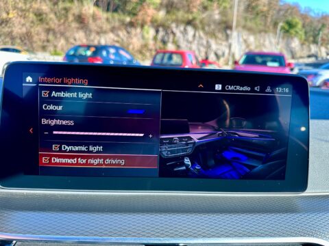 BMW 530 d xDrive Touring M SPORT 8G/LED/ALU 20/KAMERA/AMBIENT