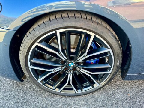 BMW 530 d xDrive Touring M SPORT 8G/LED/ALU 20/KAMERA/AMBIENT