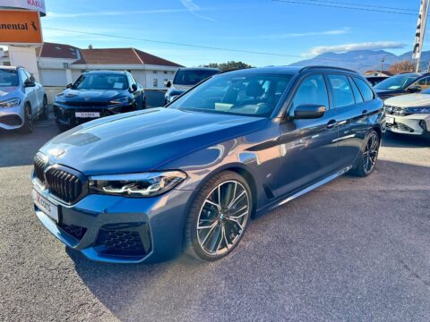 BMW 530 d xDrive Touring M SPORT 8G/LED/ALU 20/KAMERA/AMBIENT