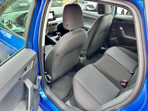 Seat Ibiza 1,0 TSI STYLE/LED/NAVI/ALU 15/PDCx2/DIGITAL COCKPIT