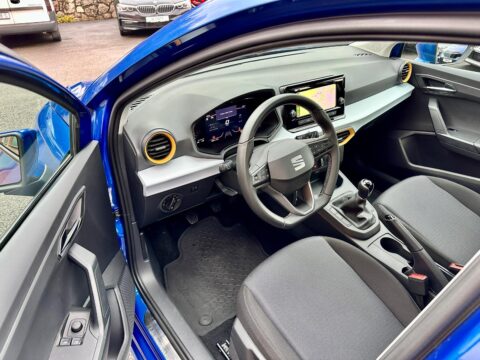 Seat Ibiza 1,0 TSI STYLE/LED/NAVI/ALU 15/PDCx2/DIGITAL COCKPIT