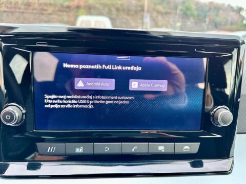 Seat Ibiza 1,0 TSI STYLE/LED/NAVI/ALU 15/PDCx2/DIGITAL COCKPIT