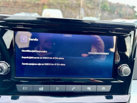 Seat Ibiza 1,0 TSI STYLE/LED/NAVI/ALU 15/PDCx2/DIGITAL COCKPIT