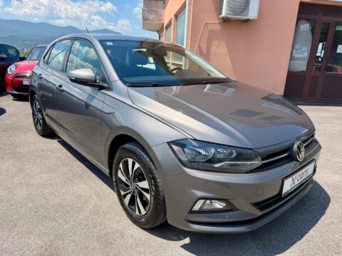 VW Polo 1,0 TSI COMFORTLINE/LED/APPLE&ANDROID/ALU 15/TEMPOMAT