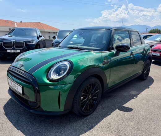 MINI Cooper 1.5 Classic Trim 7G/LED/NAVI/AMBIENT/ALU 17/KOŽA/KAMERA