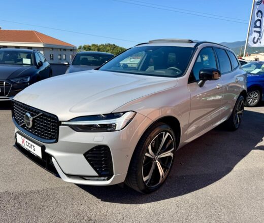 Volvo XC60 2.0 B4 R-DESIGN 8G/ADAPTIVE LED/360*/ALU 21/KEYLESS/PANO