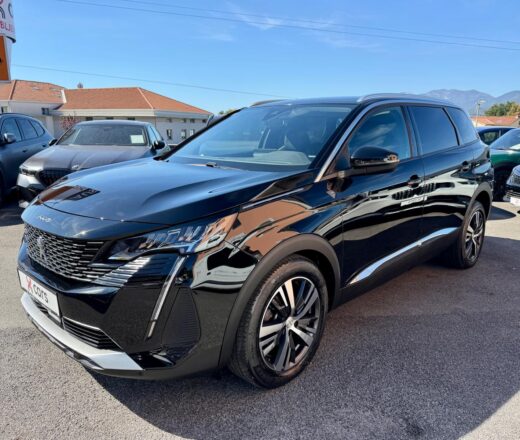 Peugeot 3008 1,5 HDI ROADTRIP EAT8/LED/7 SJEDALA/ALU 18/KEYLESS/NAVI